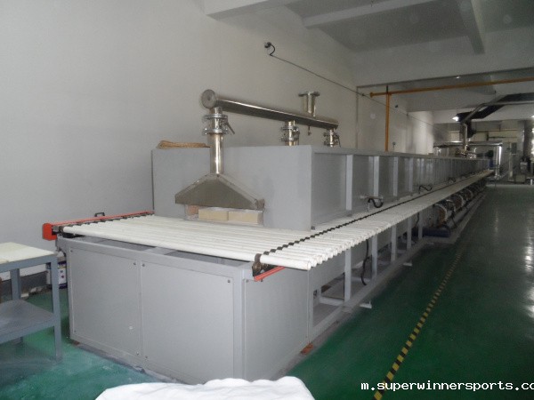 产品用途：工业粉体燃气辊道窑，规格：0.84×29.92米燃气加热